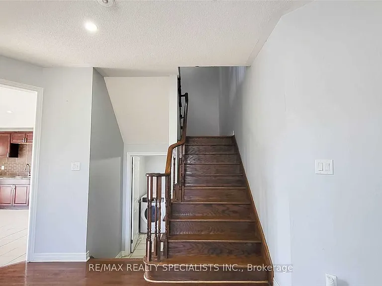 17 Iron Block Dr — Photo 9