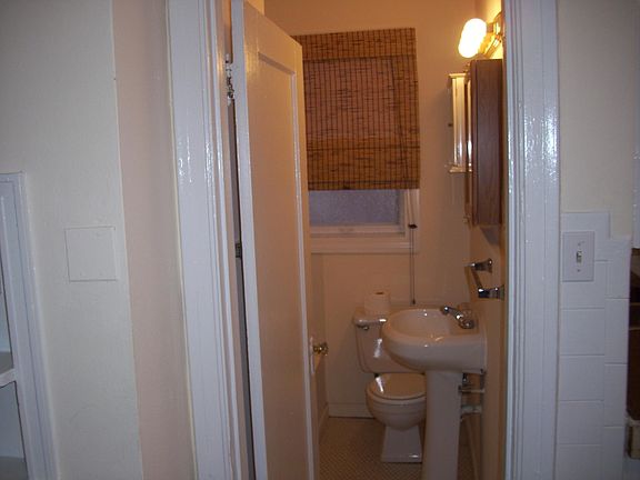 5th image of 4147 Potomac St