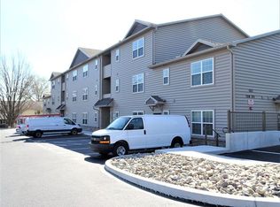 103 Fulton St APT 209, Akron, PA 17501