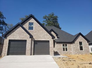 2432 Hurricane Gdns, Bryant, AR 72022