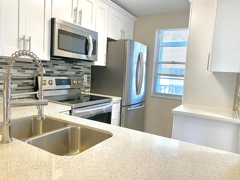 2750 Forest Hills Blvd #208 — Photo 6