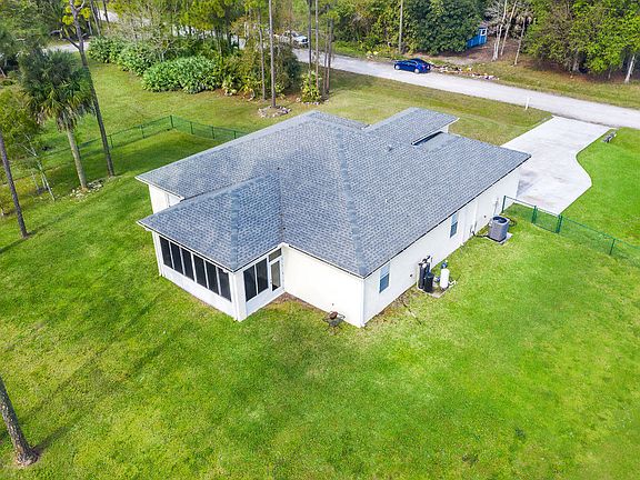 3rd image of 16092 E Mead Hill Dr