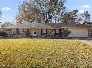 5205 Harrow Dr, Jackson, MS 39211