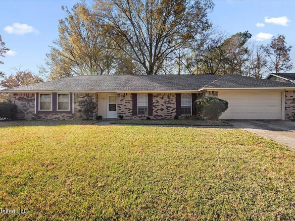 5205 Harrow Dr, Jackson, MS 39211