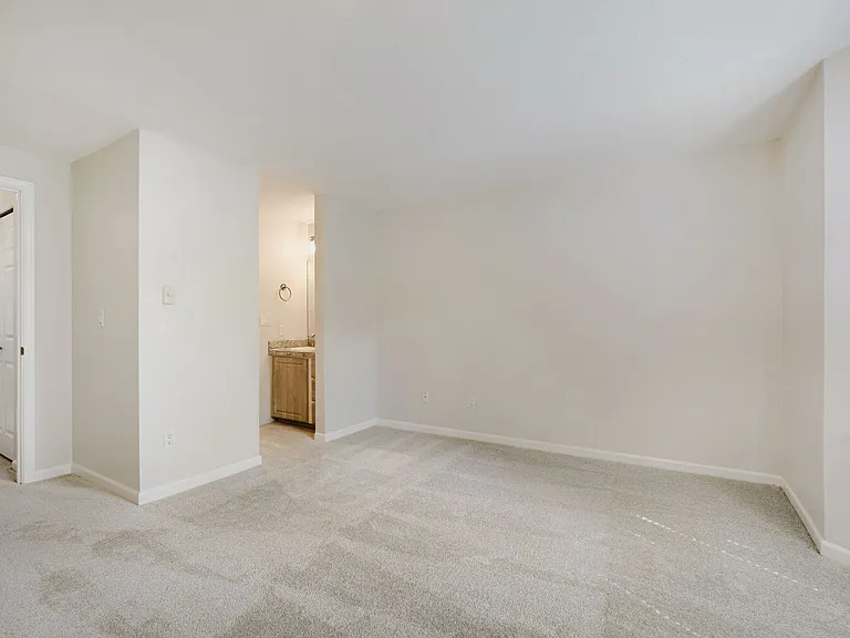 11114 NE 125th Ln #G325 — Photo 11