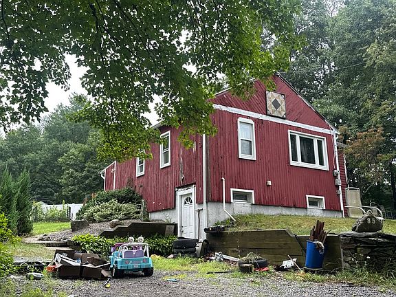 3rd image of 85 Park Rd