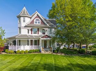 4002 1st Ave, Vienna, WV 26105