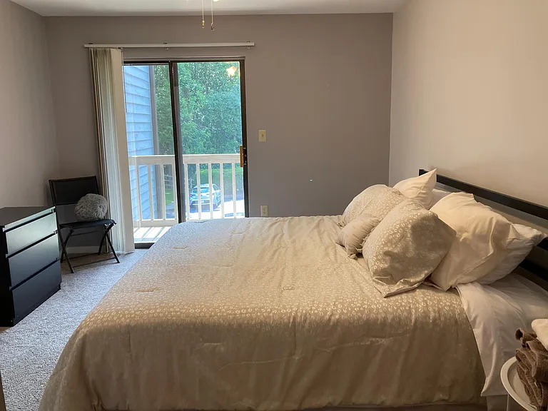 356 S Pantops Dr — Photo 3