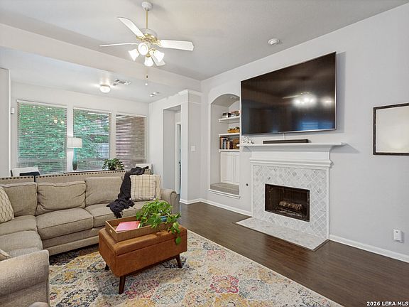 4th image of 2510 Somerall