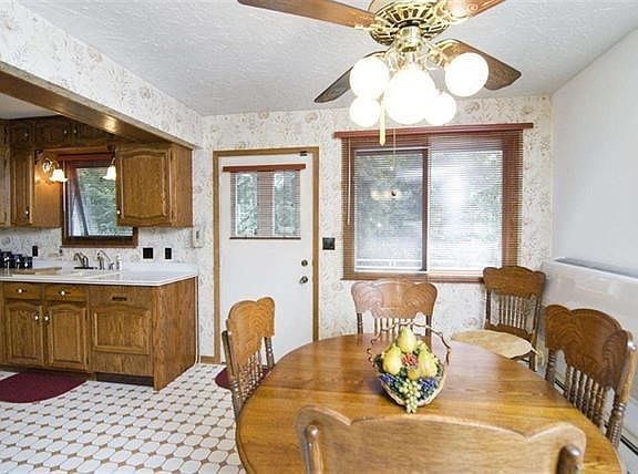 5th image of 4744 Harvard Cir