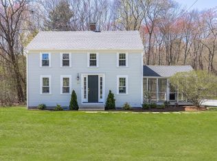 105 N Main St, Sherborn, MA 01770