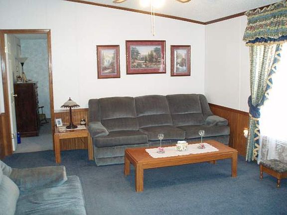 2nd image of 9586 Jennifer Ln
