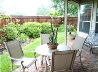 3002 Breakers Point Dr, Friendswood, TX 77546