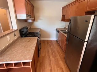 574 Princess St #1465444, Kingston, ON K7L1C9