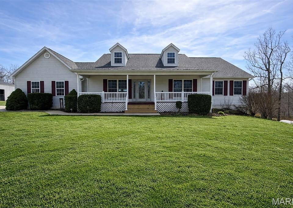 1st image of 149 Valley Ln