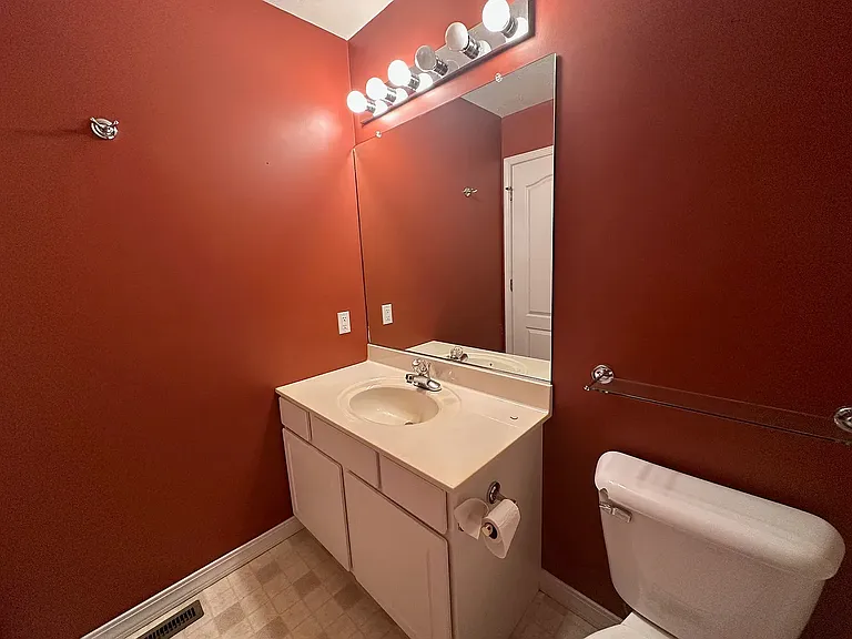 12 Yotzonot Dr — Photo 17