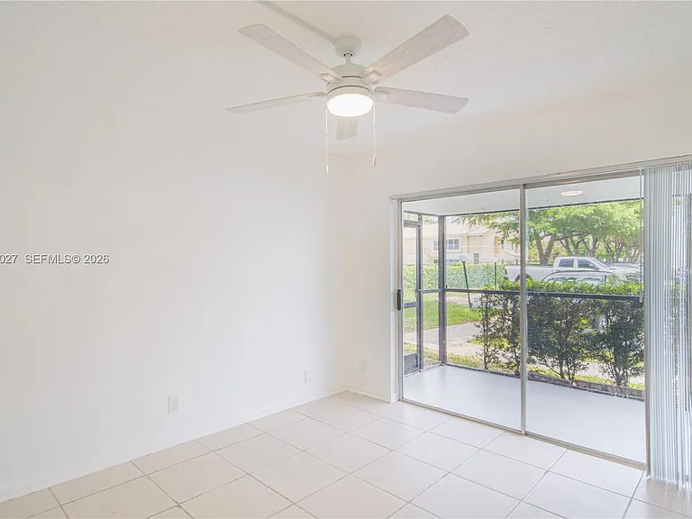 2830 Riverside Dr #107-3 — Photo 6