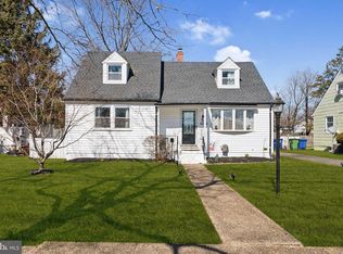 217 Front St, Palmyra, NJ 08065