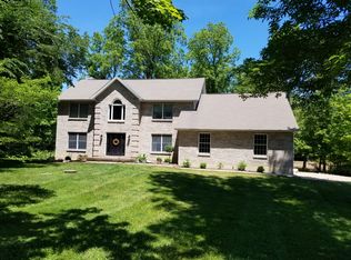 10555 Hemple Rd, Farmersville, OH 45325