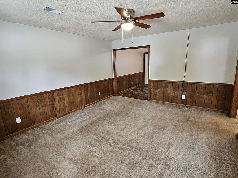 3904 Persimmon St — Photo 5