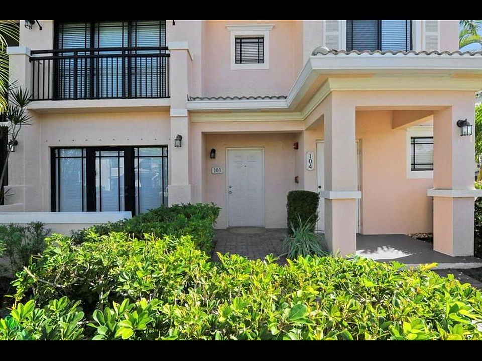 Unit 103 in building 2809 Amalei Drive