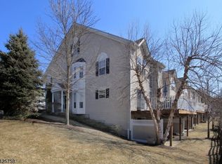 26 Cannon Ct, Basking Ridge, NJ 07920
