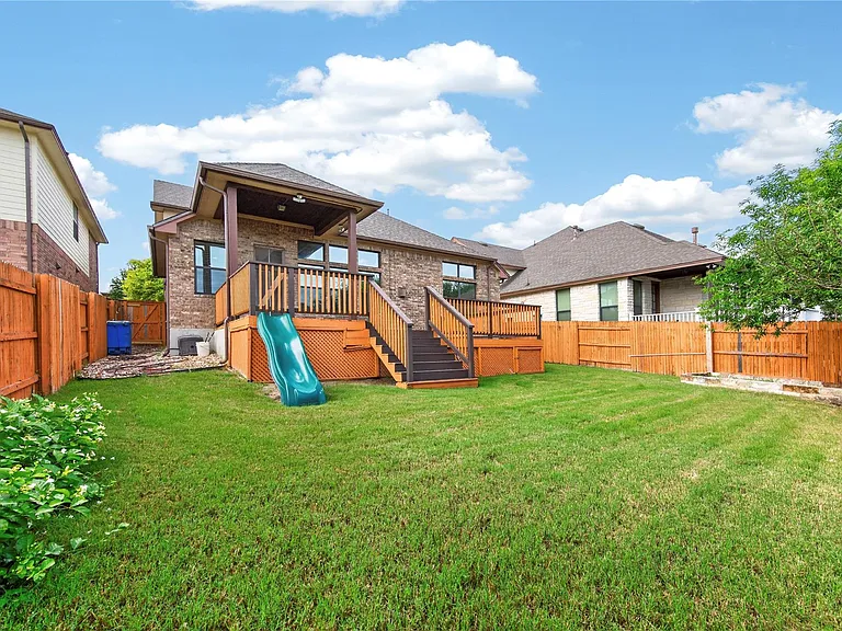 15812 Pearson Brothers Dr — Photo 27