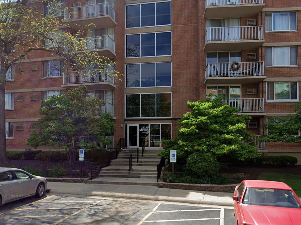 1st image of 2200 S Stewart Ave