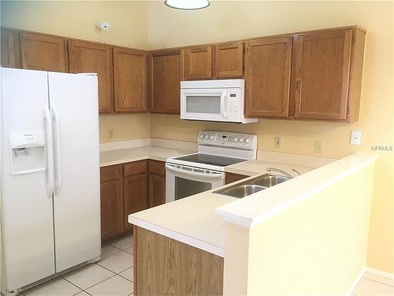 5th image of 1745 Torrington Cir