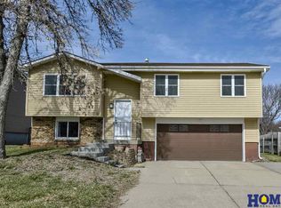 630 W Burt Dr, Lincoln, NE 68521