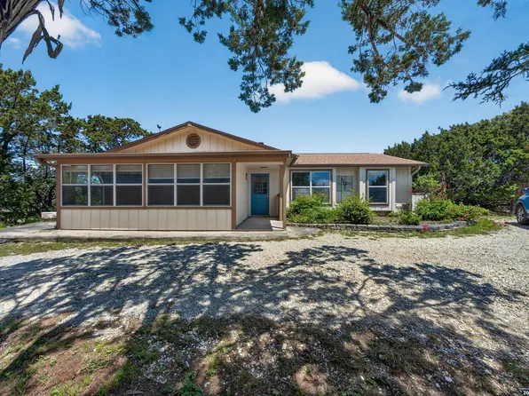 102 SPARROW HAWK TRL, Boerne, TX 78006