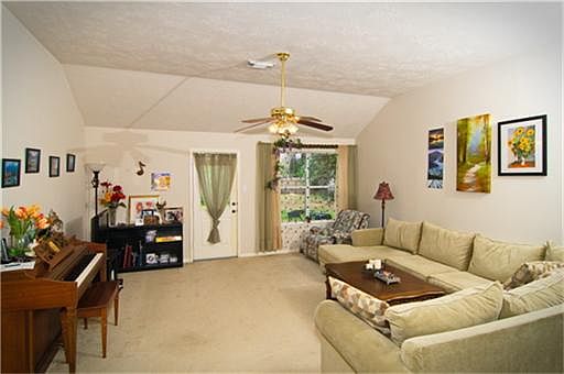 3rd image of 6518 Grant Dr