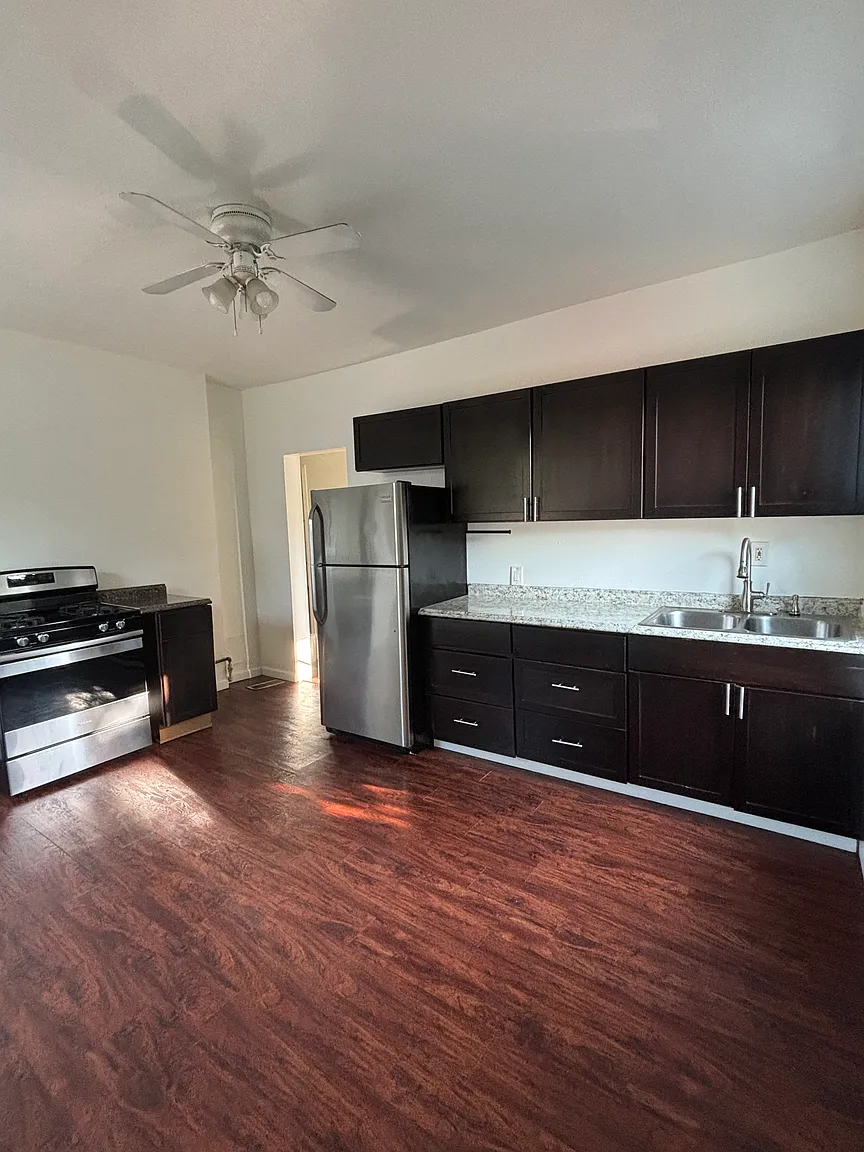 121 Seville Ave #2 photo 1