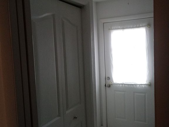 Mud room/ pantry/ laundry