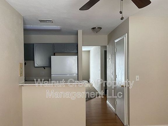 4th image of 2102 Tower Blvd APT 302