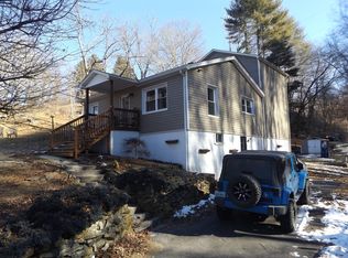 579 Gardners Mill Rd, Hillsville, VA 24343