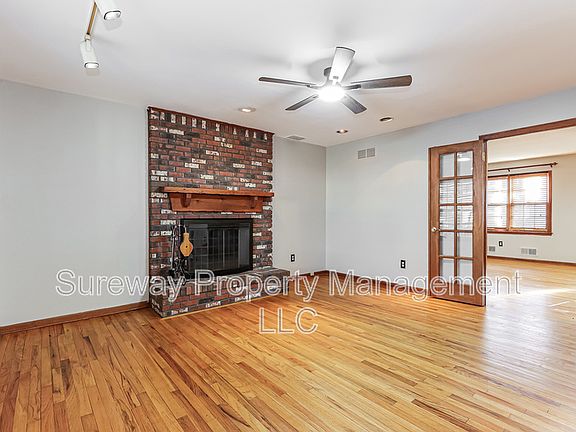 5th image of 513 Glenmere Ave