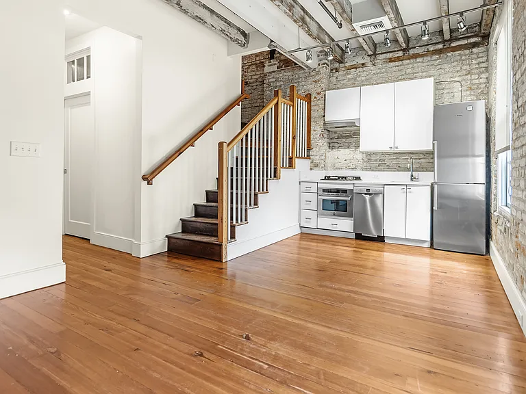 513 Conti St #3D — Photo 2