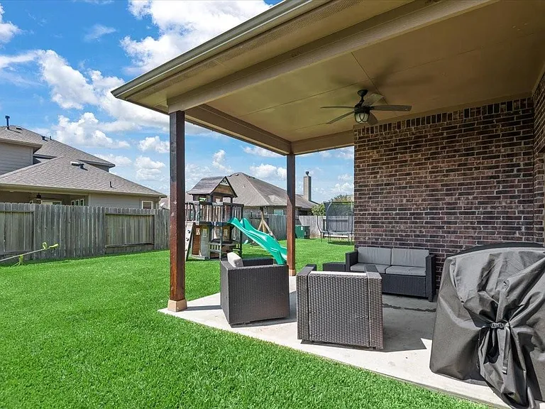 16319 Denise Terrace Dr — Photo 43