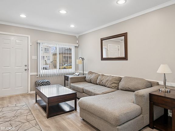 2nd image of 3620 N Odell Ave