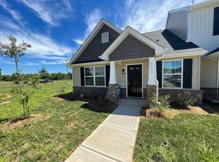 7600 Oliver Park Dr, Whitsett, NC 27377