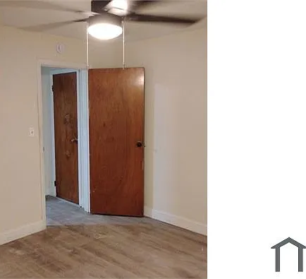 1720 Wright St #10 — Photo 5