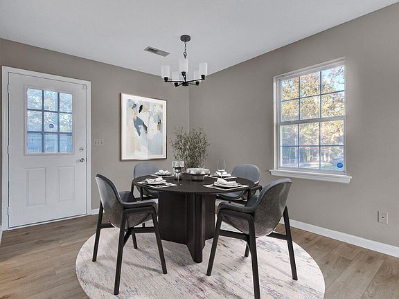 4th image of 334 Gospel Hill Ct