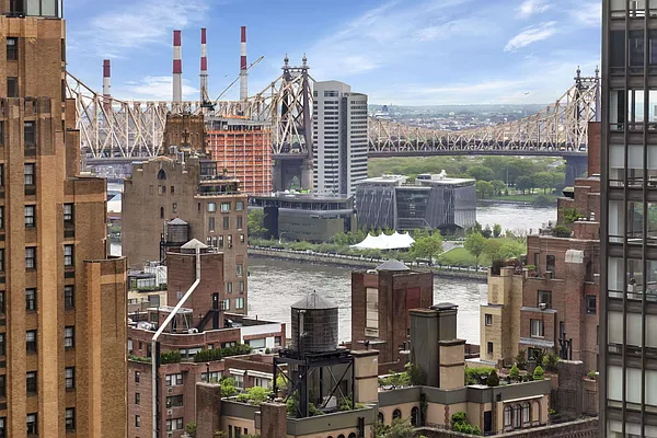 Rented by Compass | media 38