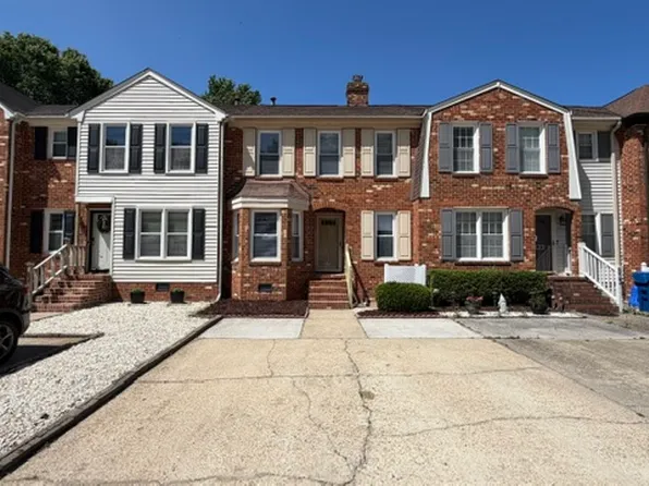 535 Mulligan Dr, Virginia Beach, VA 23462