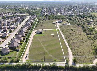 475 Dean Rd, Cibolo, TX 78108