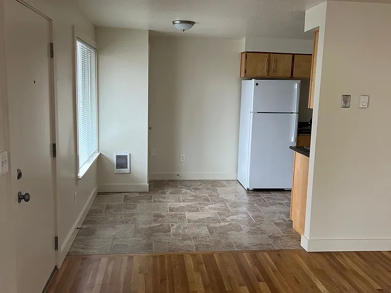 2801 N Ainsworth St #5 — Photo 5
