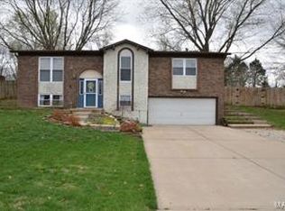 68 San Tana Dr, Cedar Hill, MO 63016