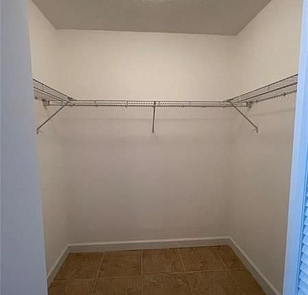 4th image of 41 SE 5th St APT 1615