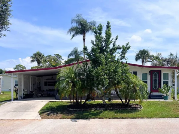 6413 Ravenglass Way #218, Sarasota, FL 34241